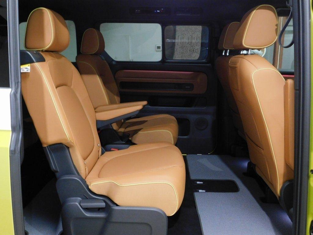 Volkswagen ID Buzz 1st Edition AWD 2025