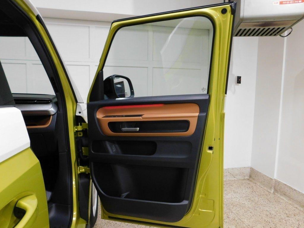Volkswagen ID Buzz 1st Edition AWD 2025