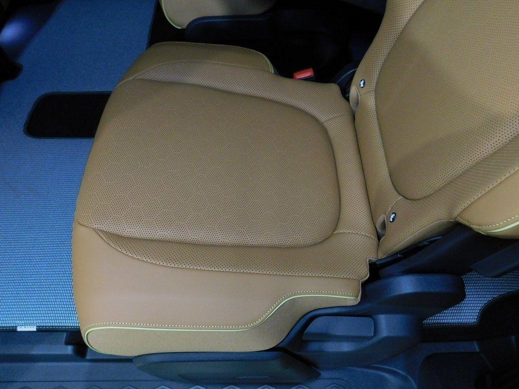 Volkswagen ID Buzz 1st Edition AWD 2025