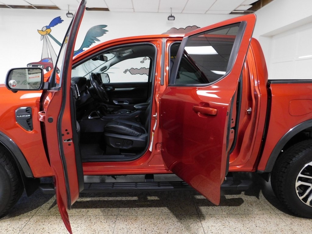 Ford Ranger Lariat SuperCrew 4WD 2024