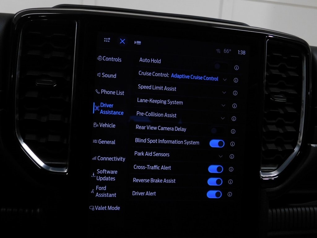 Ford Ranger Lariat SuperCrew 4WD 2024