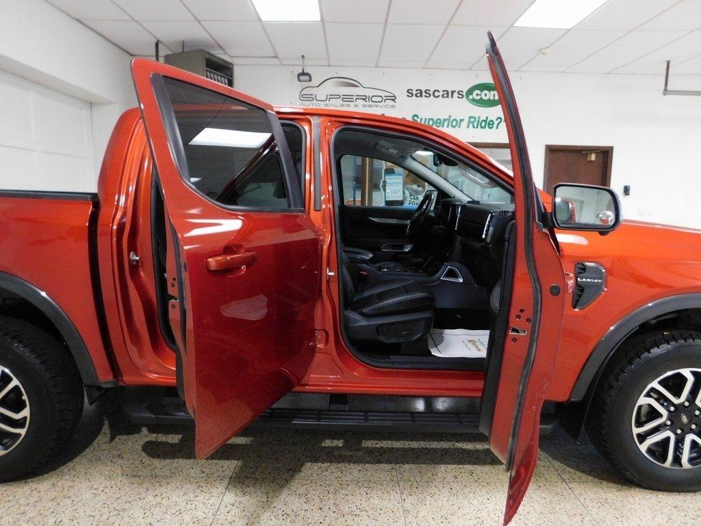 Ford Ranger Lariat SuperCrew 4WD 2024