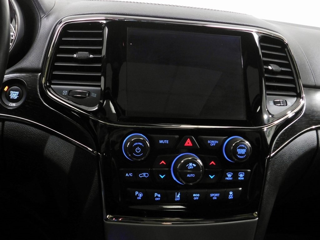 Jeep Grand Cherokee Overland 4WD 2020