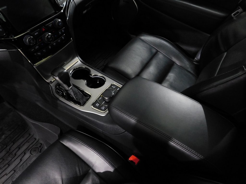 Jeep Grand Cherokee Overland 4WD 2020