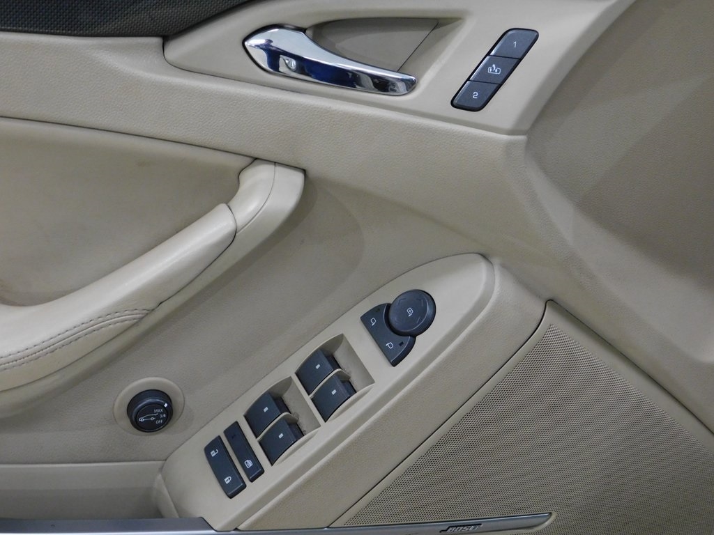 Cadillac CTS Sport Wagon 3.6L Performance AWD 2010