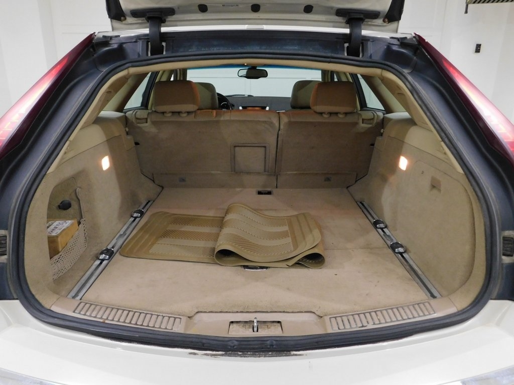 Cadillac CTS Sport Wagon 3.6L Performance AWD 2010