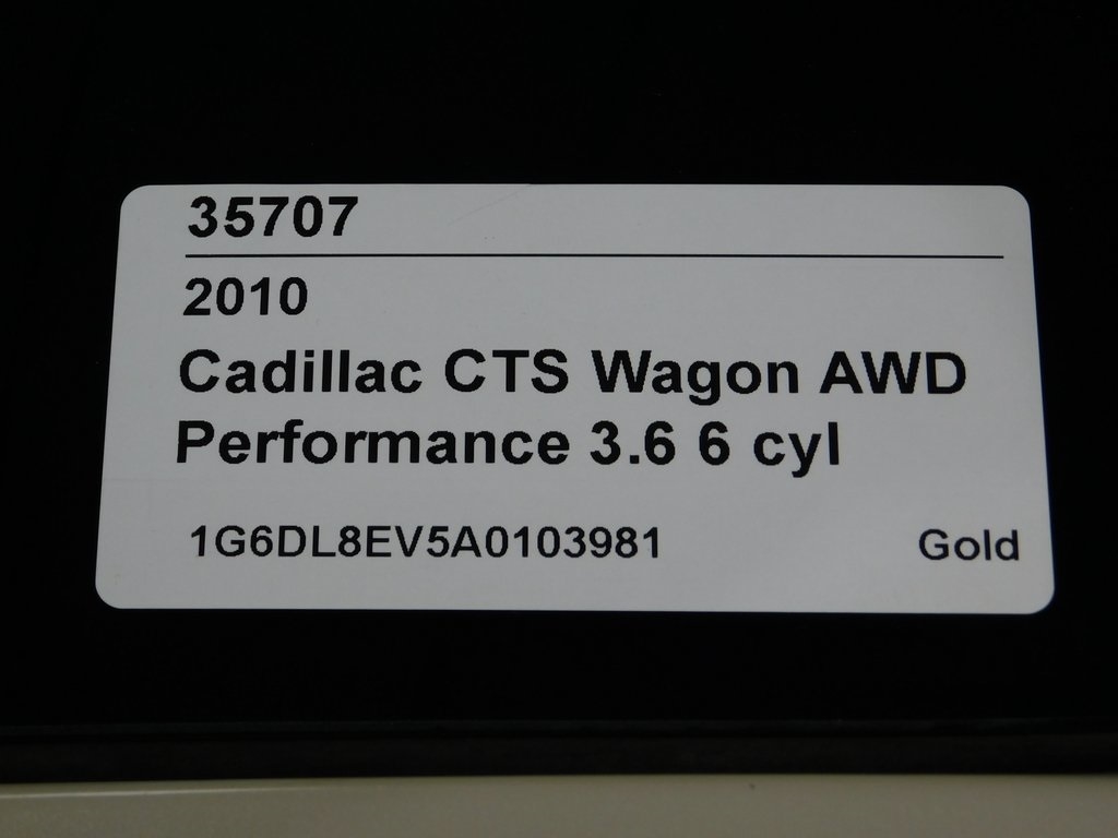 Cadillac CTS Sport Wagon 3.6L Performance AWD 2010