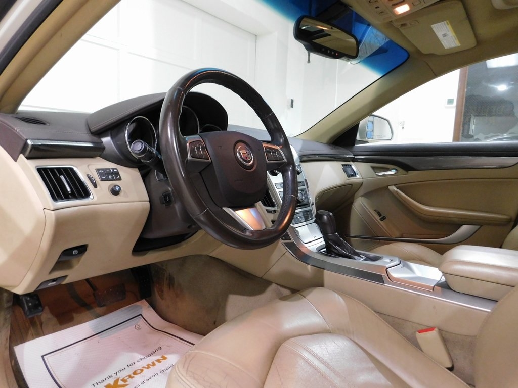 Cadillac CTS Sport Wagon 3.6L Performance AWD 2010