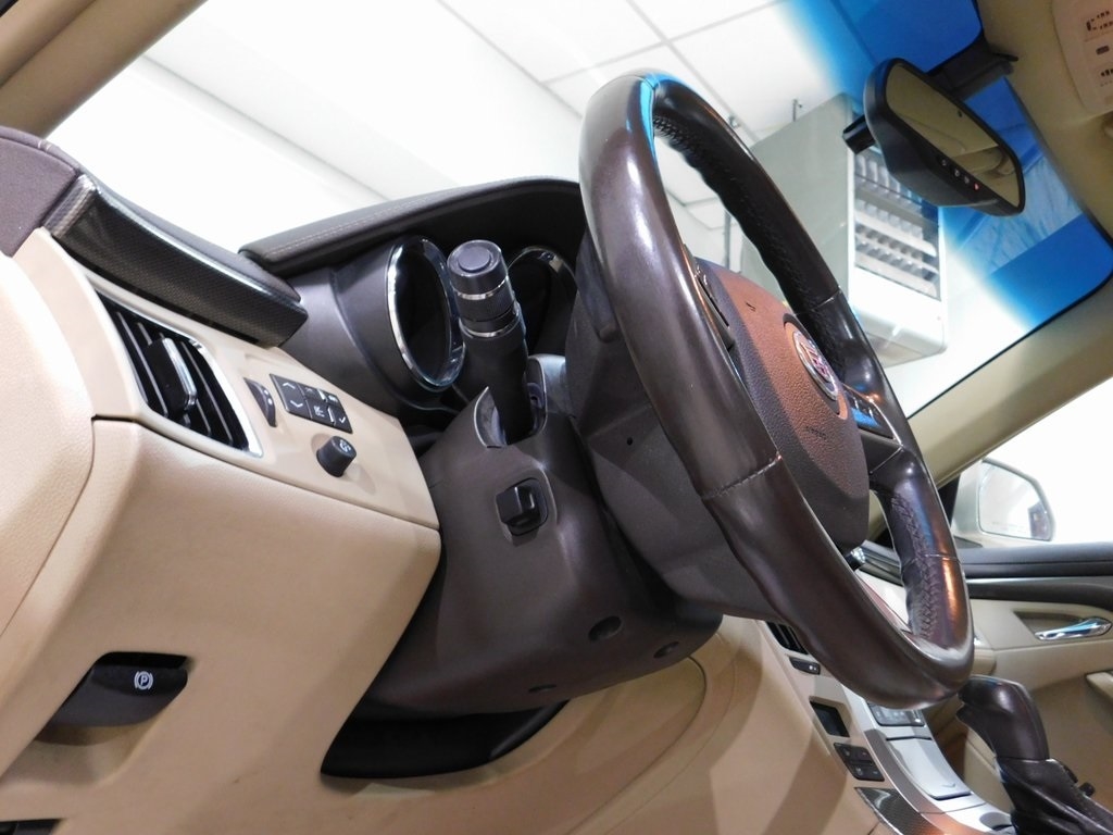 Cadillac CTS Sport Wagon 3.6L Performance AWD 2010