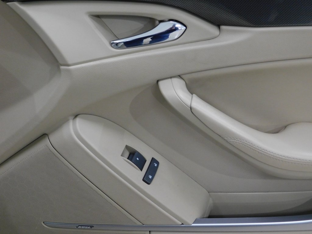 Cadillac CTS Sport Wagon 3.6L Performance AWD 2010