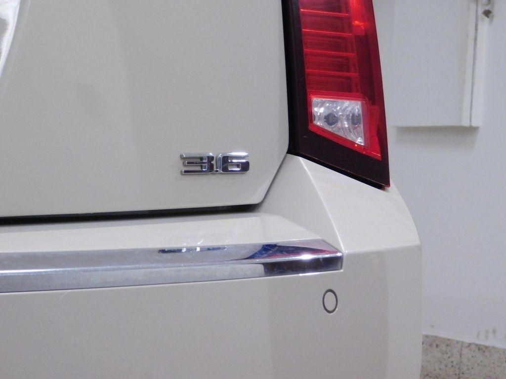 Cadillac CTS Sport Wagon 3.6L Performance AWD 2010