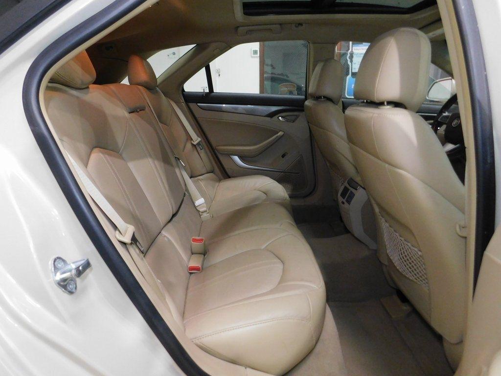 Cadillac CTS Sport Wagon 3.6L Performance AWD 2010