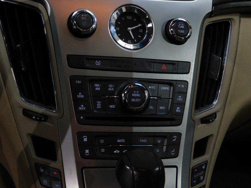 Cadillac CTS Sport Wagon 3.6L Performance AWD 2010