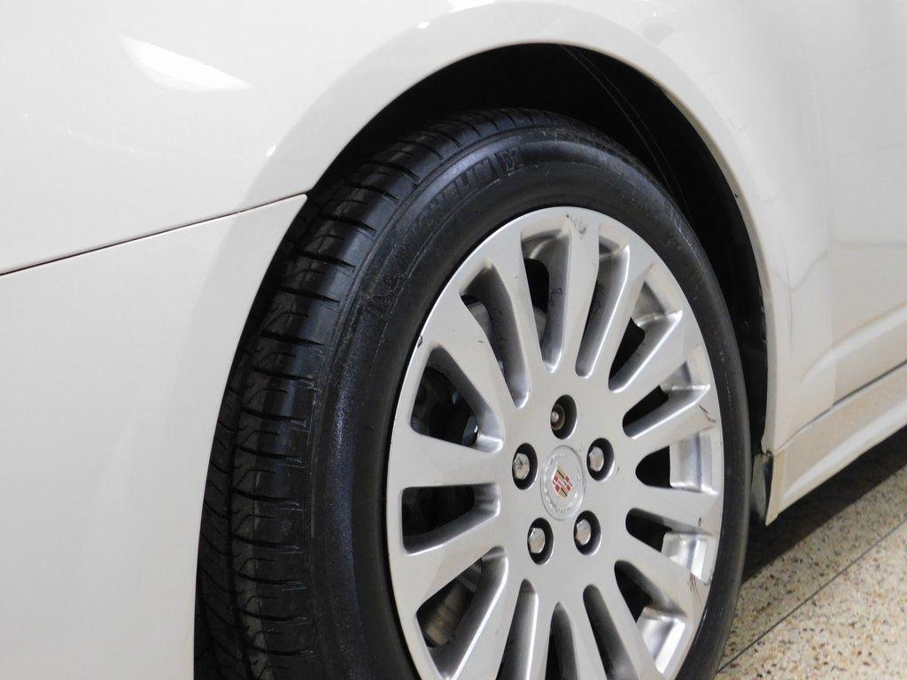 Cadillac CTS Sport Wagon 3.6L Performance AWD 2010