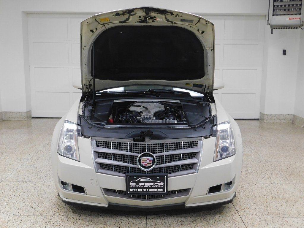Cadillac CTS Sport Wagon 3.6L Performance AWD 2010