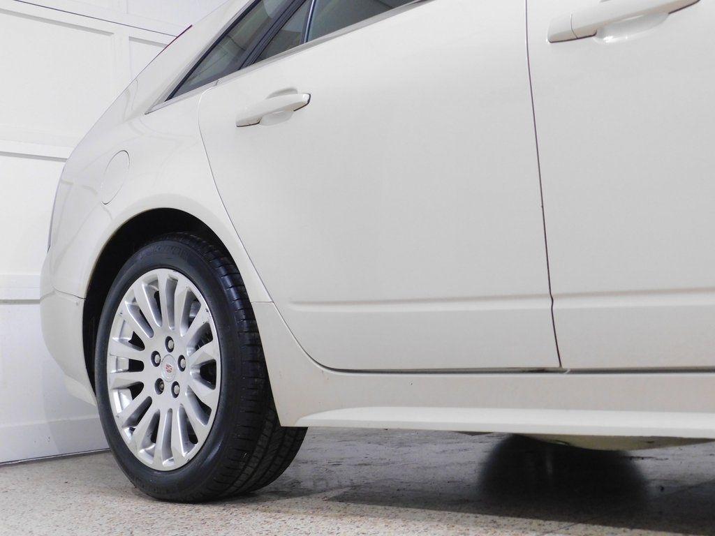 Cadillac CTS Sport Wagon 3.6L Performance AWD 2010