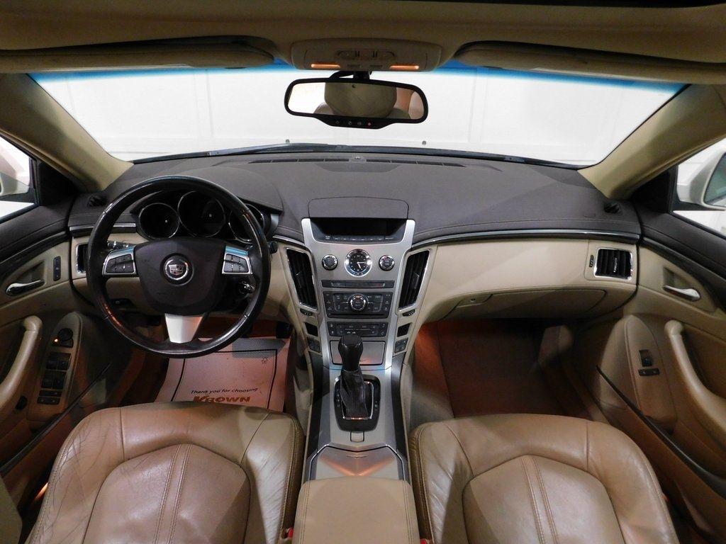 Cadillac CTS Sport Wagon 3.6L Performance AWD 2010