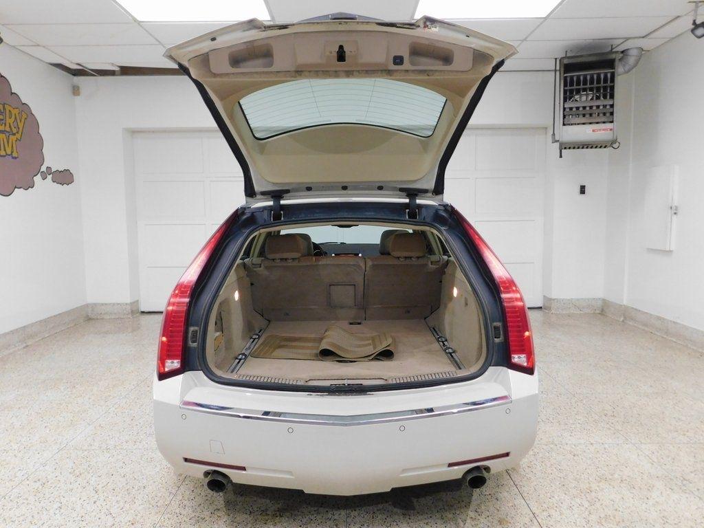 Cadillac CTS Sport Wagon 3.6L Performance AWD 2010