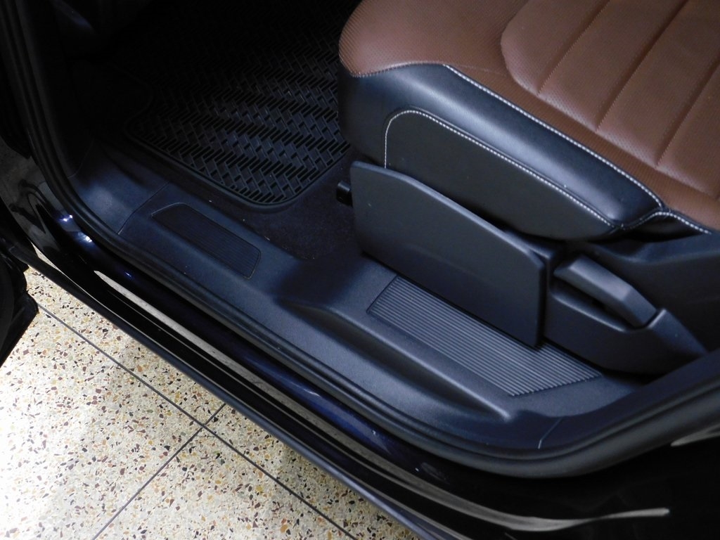 Volkswagen Atlas V6 SEL Premium R-Line 4MOTION 2022