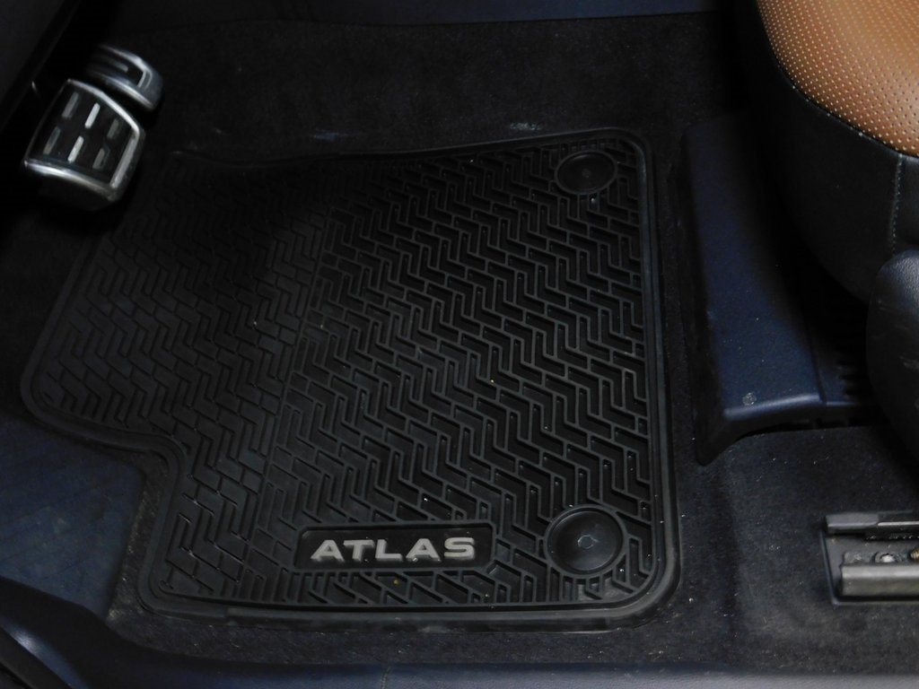 Volkswagen Atlas V6 SEL Premium R-Line 4MOTION 2022