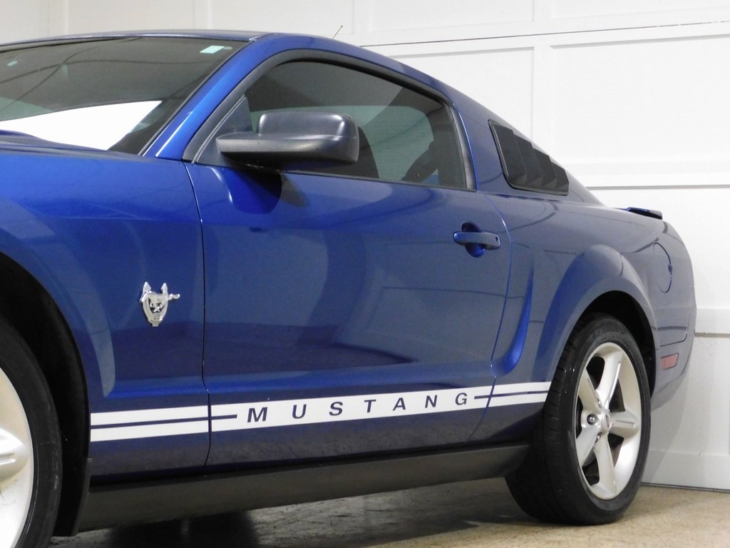 Ford Mustang V6 Coupe 2009