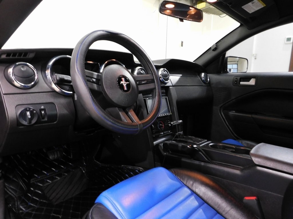 Ford Mustang V6 Coupe 2009