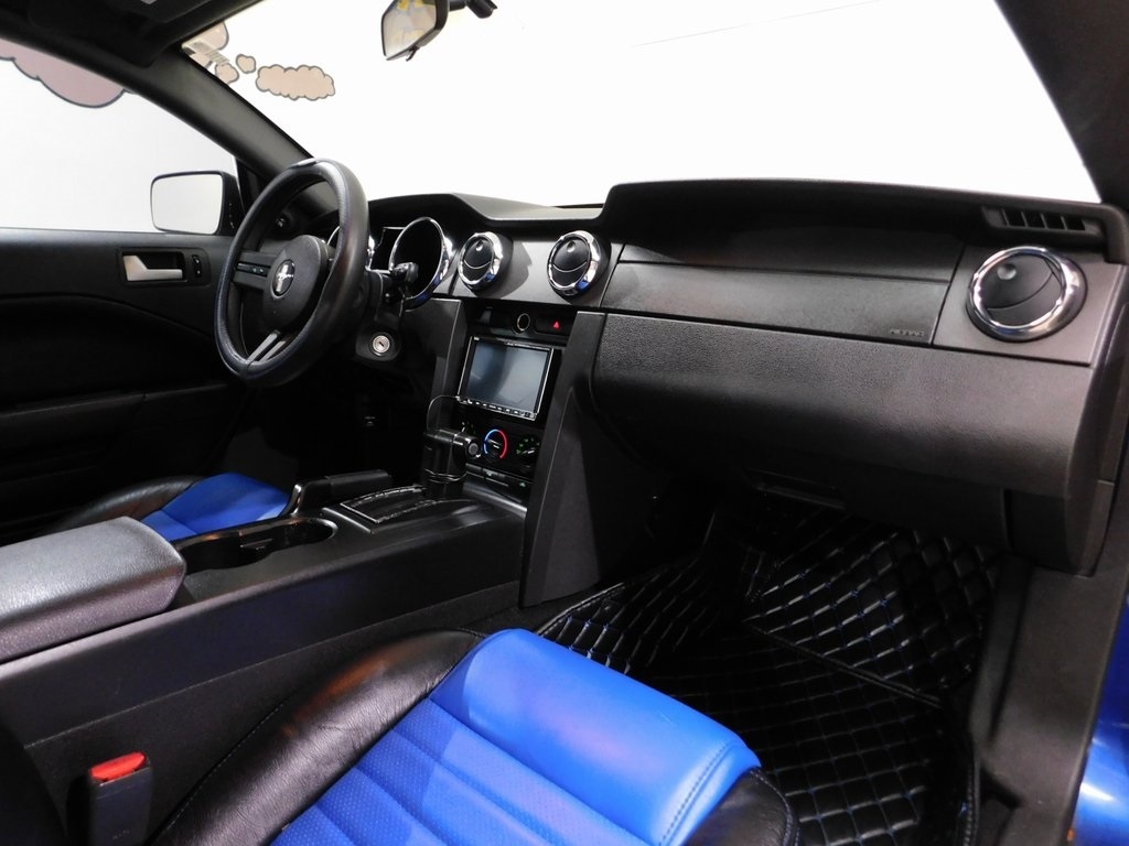 Ford Mustang V6 Coupe 2009