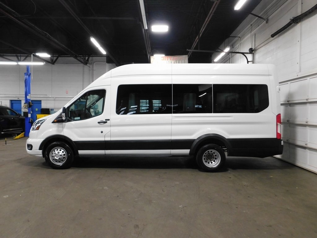 Ford Transit 350 Wagon HD High Roof XLT Sliding Pass. 148 WB EL 2023