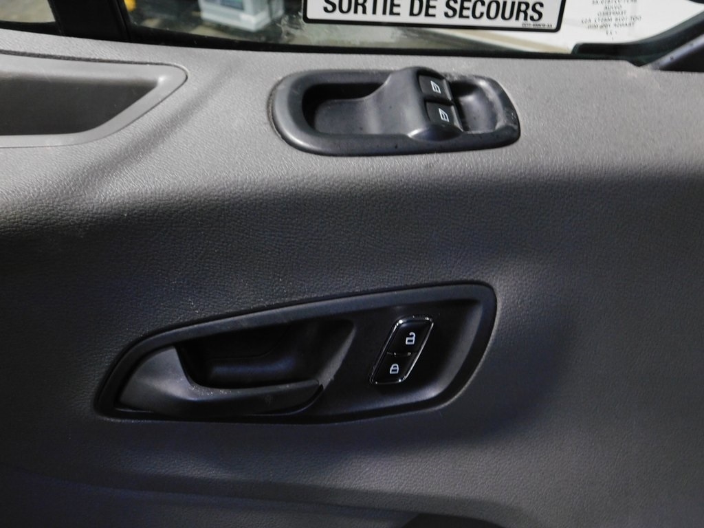 Ford Transit 350 Wagon HD High Roof XLT Sliding Pass. 148 WB EL 2023