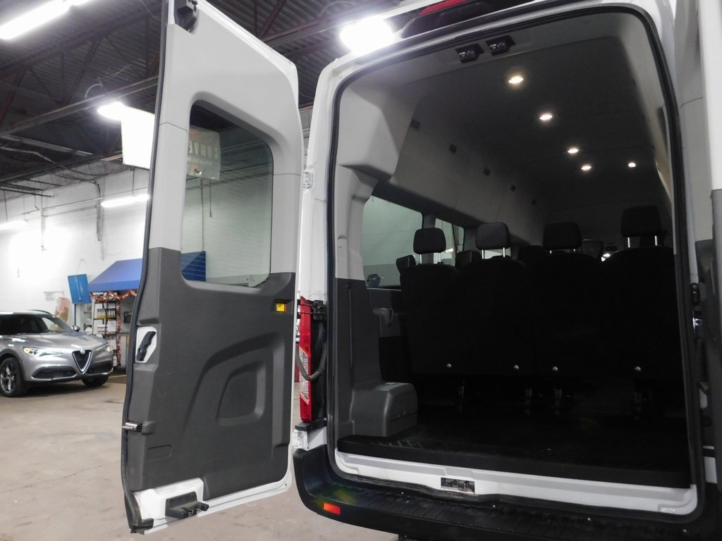 Ford Transit 350 Wagon HD High Roof XLT Sliding Pass. 148 WB EL 2023