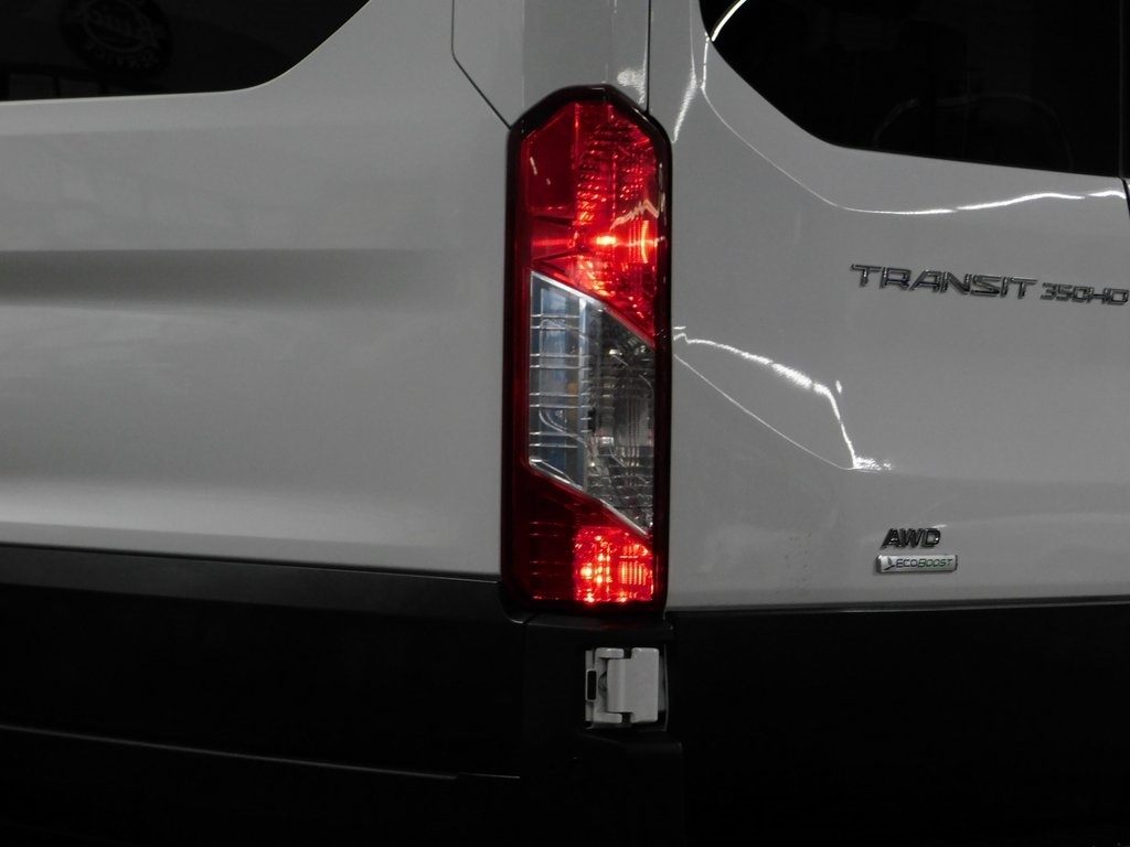 Ford Transit 350 Wagon HD High Roof XLT Sliding Pass. 148 WB EL 2023