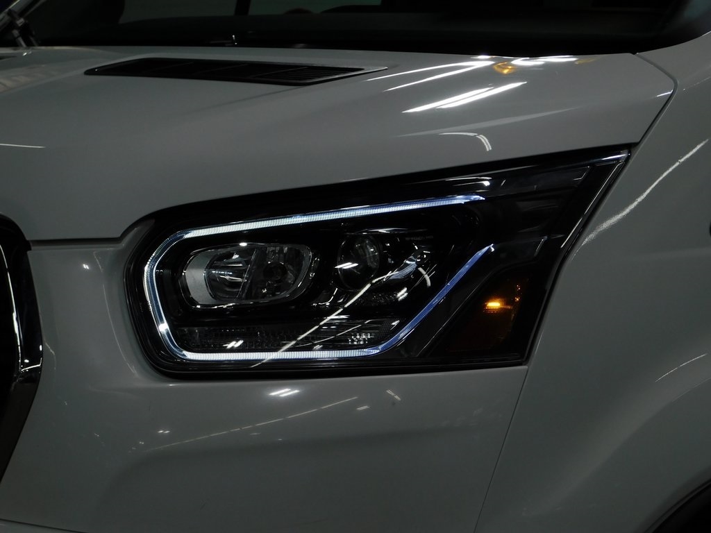 Ford Transit 350 Wagon HD High Roof XLT Sliding Pass. 148 WB EL 2023