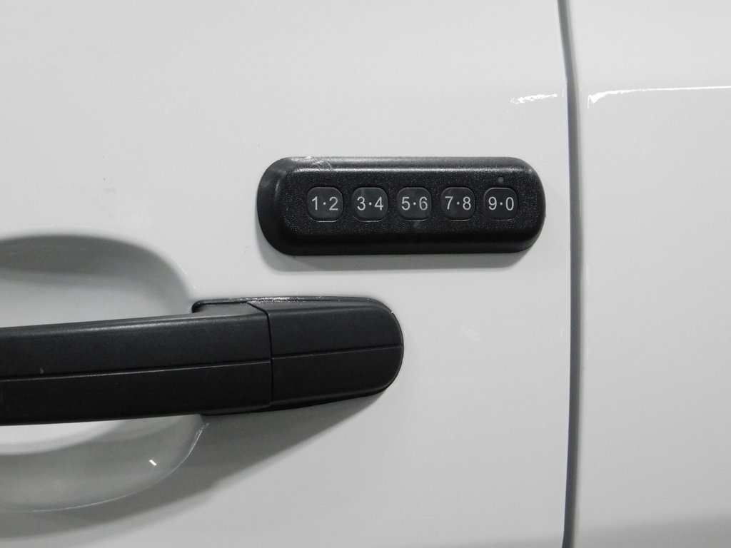 Ford Transit 350 Wagon HD High Roof XLT Sliding Pass. 148 WB EL 2023