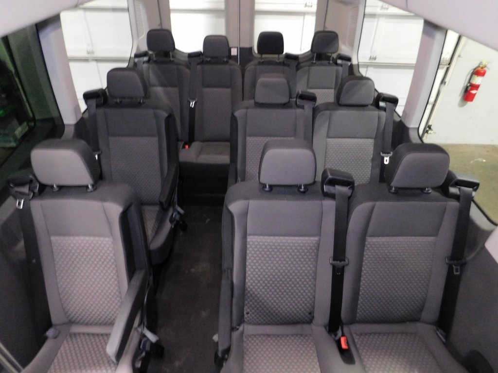 Ford Transit 350 Wagon HD High Roof XLT Sliding Pass. 148 WB EL 2023