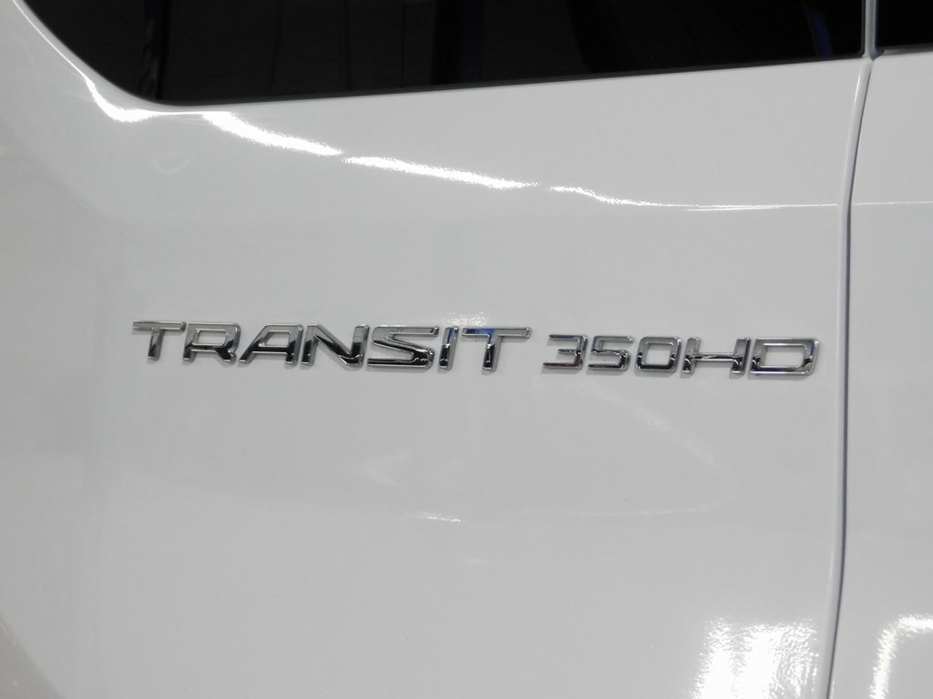 Ford Transit 350 Wagon HD High Roof XLT Sliding Pass. 148 WB EL 2023
