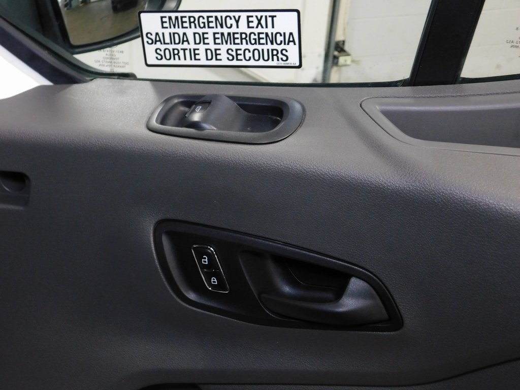 Ford Transit 350 Wagon HD High Roof XLT Sliding Pass. 148 WB EL 2023