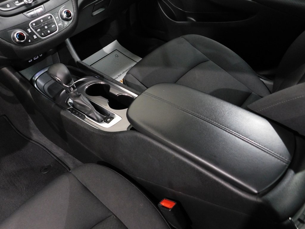 Chevrolet Malibu  2022