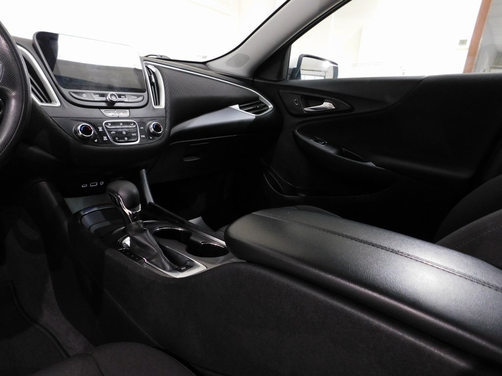 Chevrolet Malibu  2022