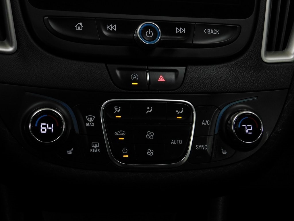 Chevrolet Malibu  2022