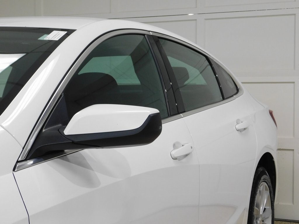 Chevrolet Malibu  2022