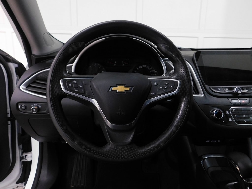 Chevrolet Malibu  2022