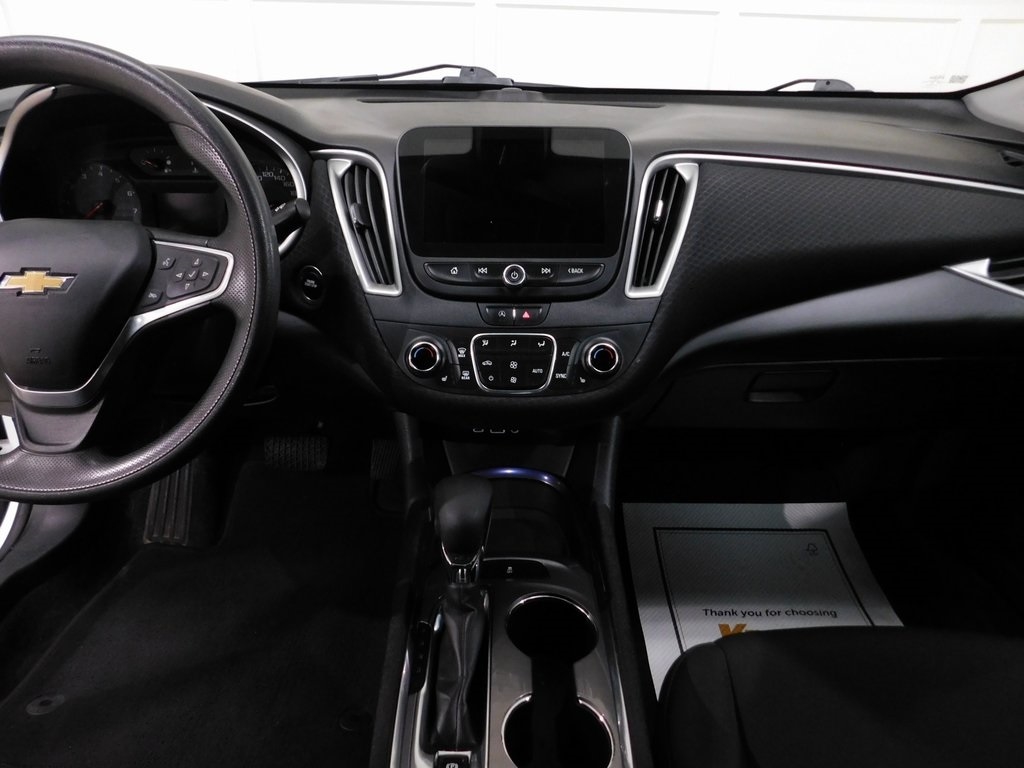 Chevrolet Malibu  2022