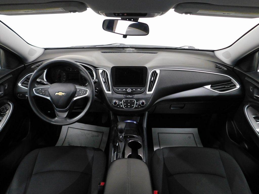 Chevrolet Malibu  2022