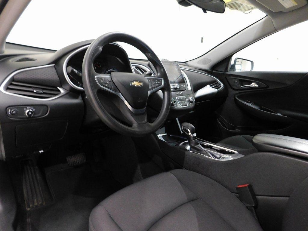 Chevrolet Malibu  2022