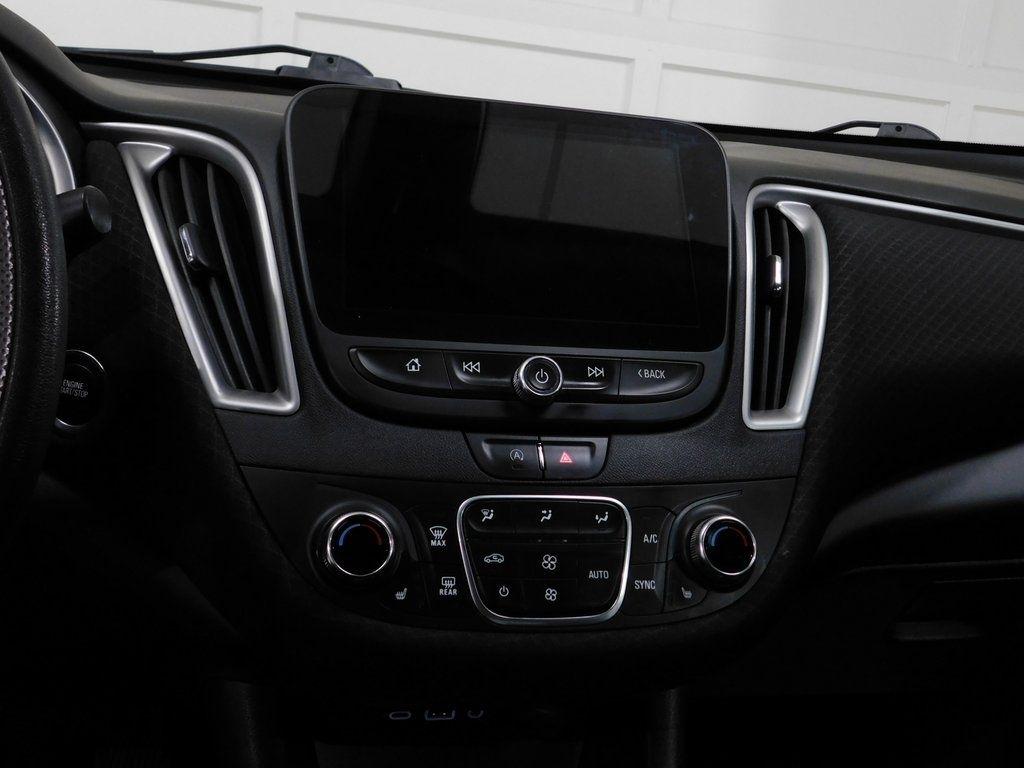 Chevrolet Malibu  2022