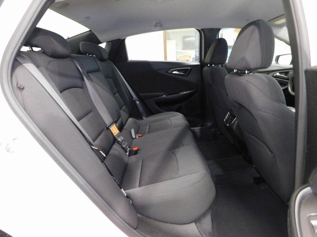 Chevrolet Malibu  2022