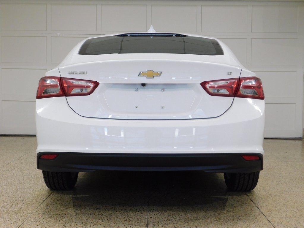 Chevrolet Malibu  2022