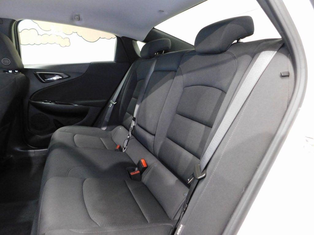 Chevrolet Malibu  2022