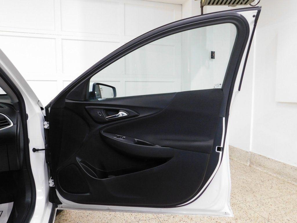 Chevrolet Malibu  2022