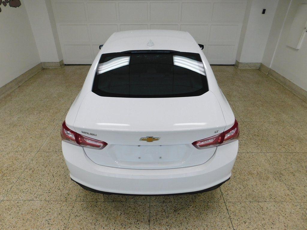 Chevrolet Malibu  2022